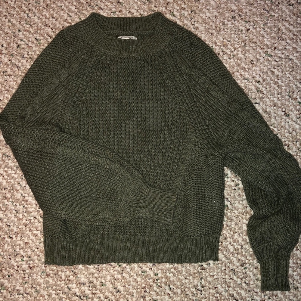 American Eagle sweater